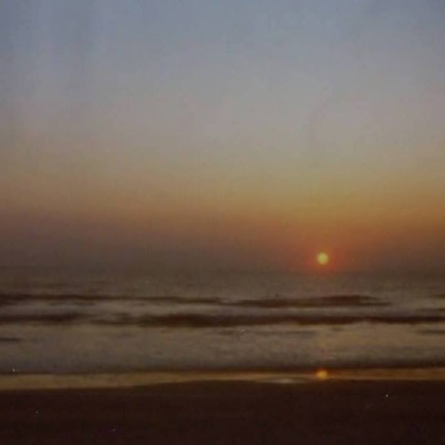 FREELANCE-CATCHING THE MOMENT